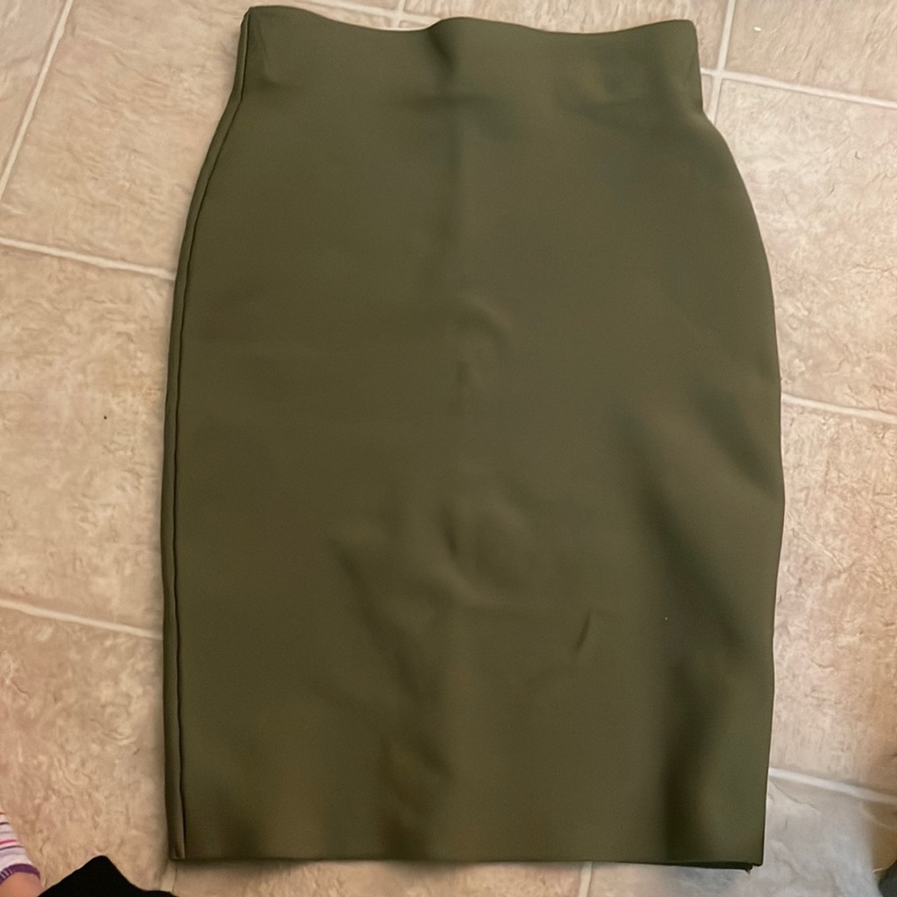 Tight Green Pencil Skirt